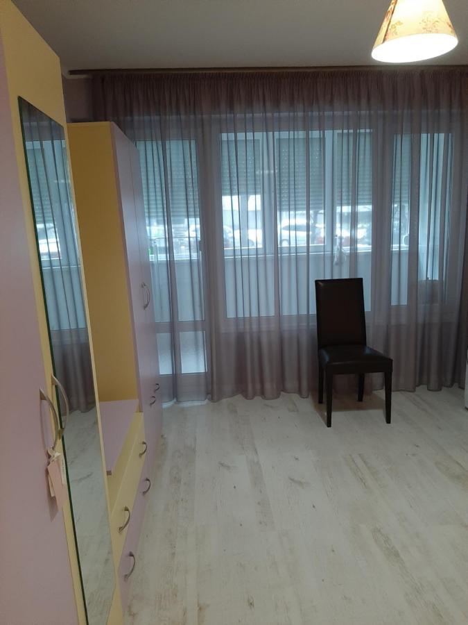 Luny Apartment Ruse Esterno foto